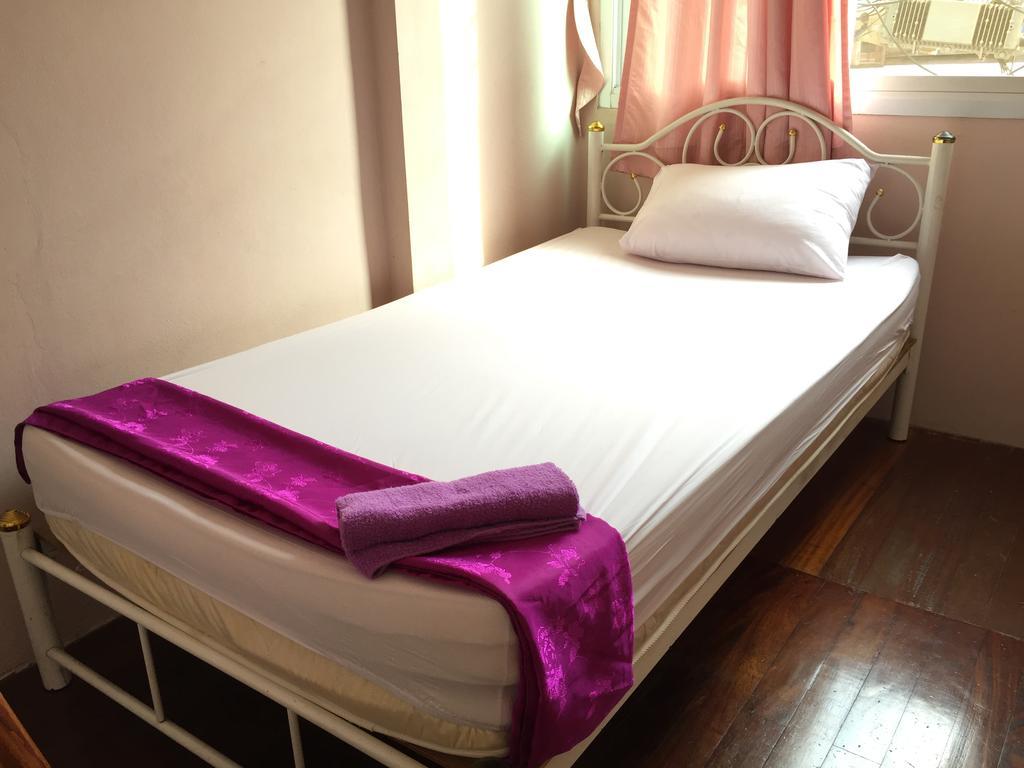 Ricos Honey Place Guesthouse Bangkok Luaran gambar